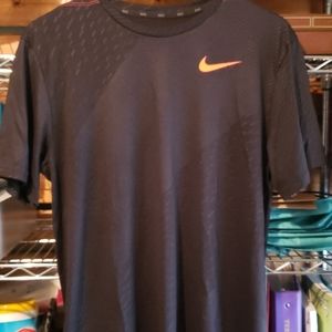 Nike Short Sleeve tee